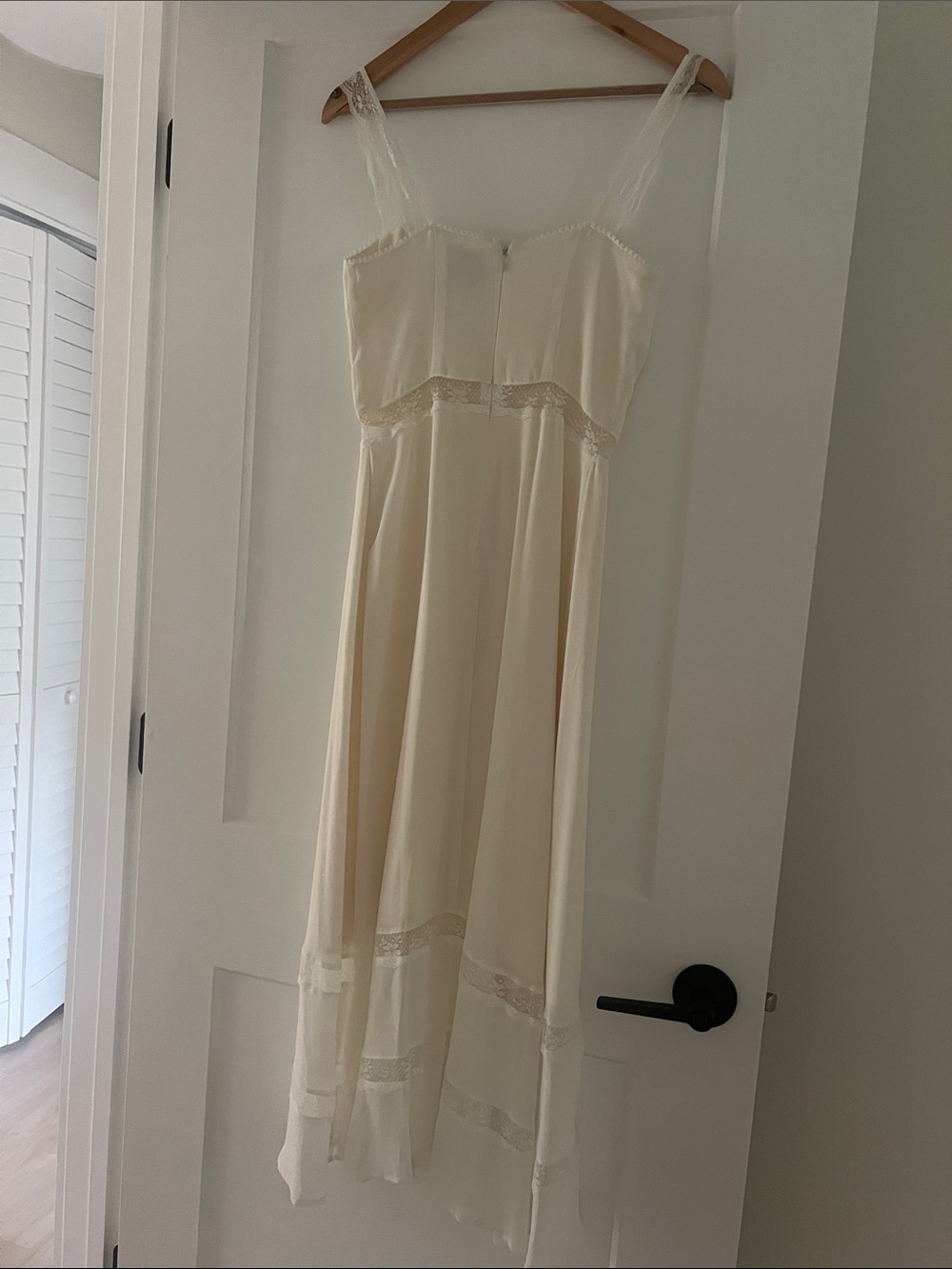 Reformation Wynton Dress Ivory - Picture 5 of 5